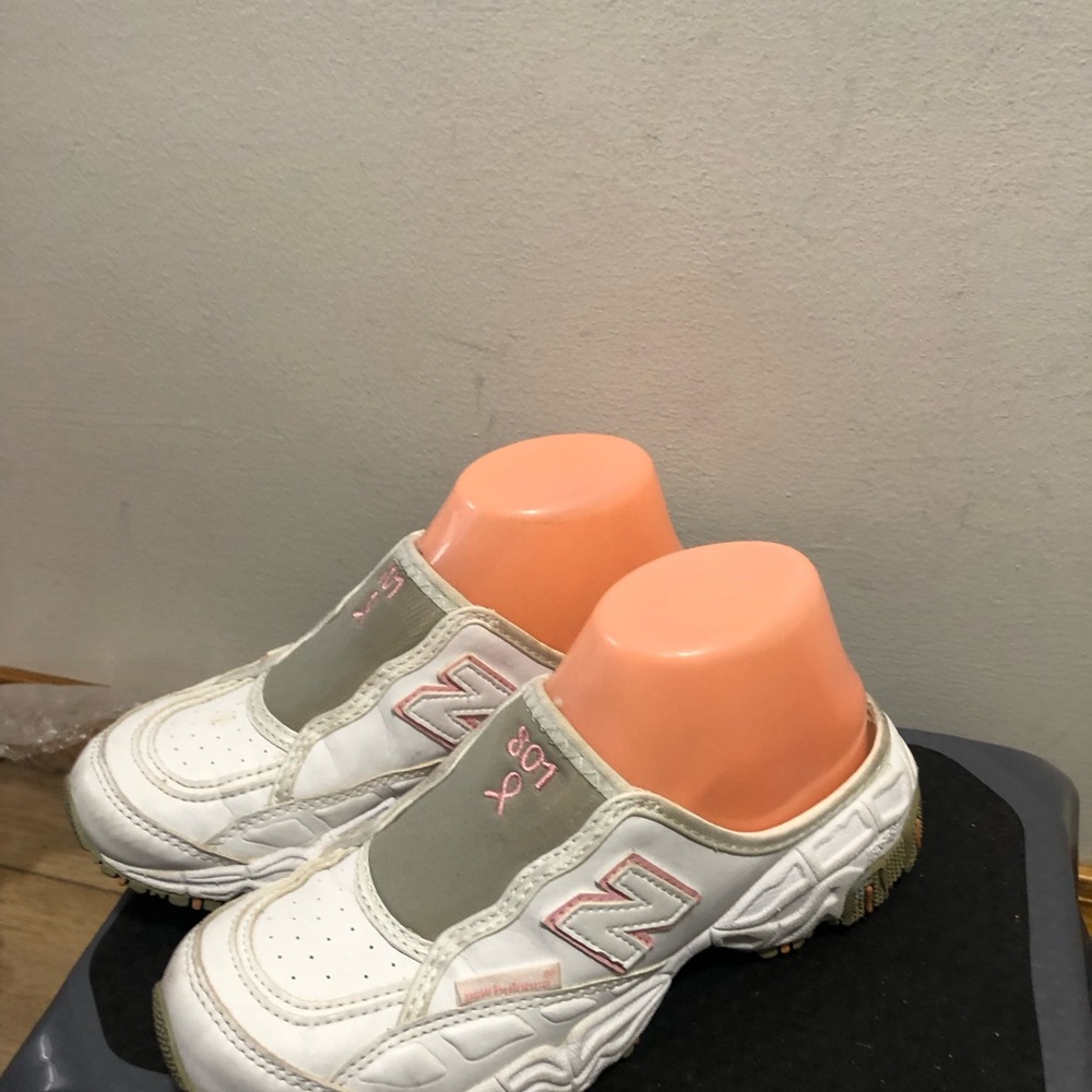 New Balance 801 Women’s White and Pink Mules Sneakers Size 6